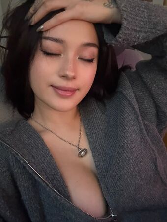 JadeyAnh Naakte Lekken OnlyFans Foto 151