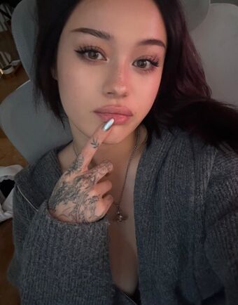 JadeyAnh Naakte Lekken OnlyFans Foto 152