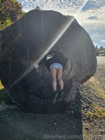 jayyvonly Naakte Lekken OnlyFans Foto 13