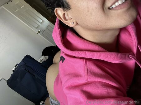 jesseunderhill Naakte Lekken OnlyFans Foto 8