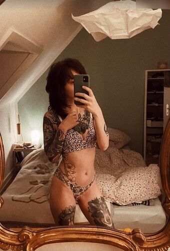 Julia Crds