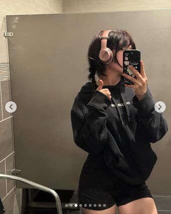 Kariwahh Naakte Lekken OnlyFans Foto 43