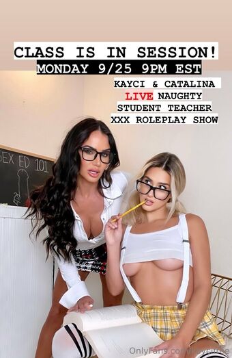 kaycifree Naakte Lekken OnlyFans Foto 1