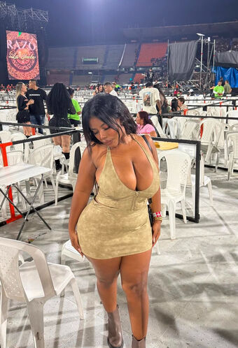 Keyshani Naakte Lekken OnlyFans Foto 1