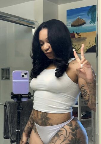 knzilou Naakte Lekken OnlyFans Foto 10