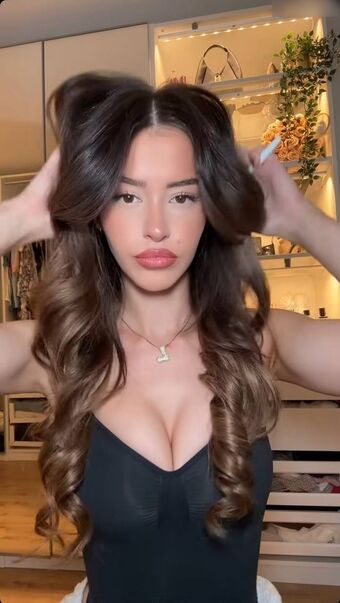 Léa Elui Naakte Lekken OnlyFans Foto 225