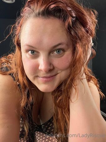 Lady Risque Naakte Lekken OnlyFans Foto 32