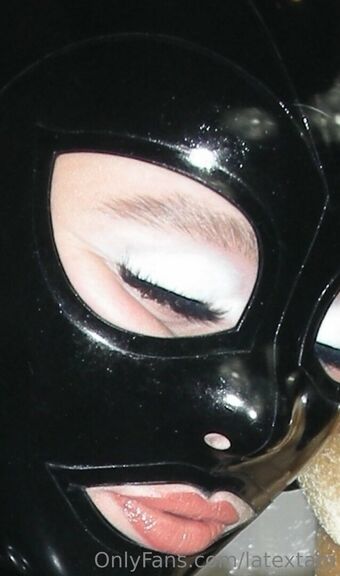 latextam Naakte Lekken OnlyFans Foto 16