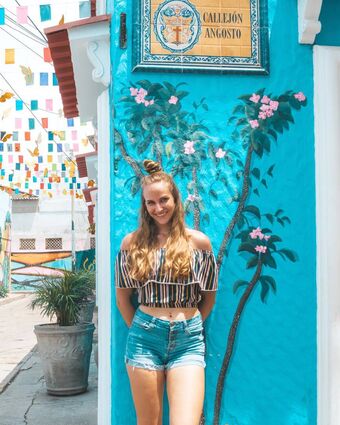 Lauren La Gringa Latina