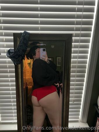 lavenderkenopsi Naakte Lekken OnlyFans Foto 17