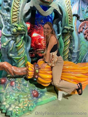 leamoore Naakte Lekken OnlyFans Foto 80