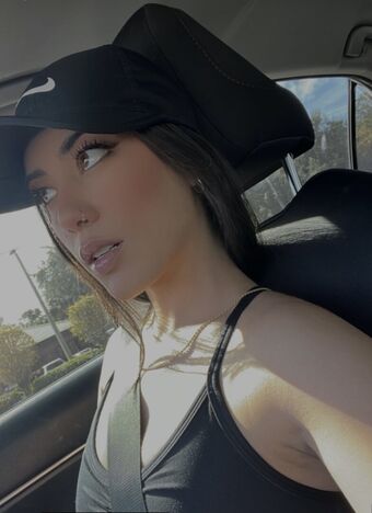 leatea Naakte Lekken OnlyFans Foto 22