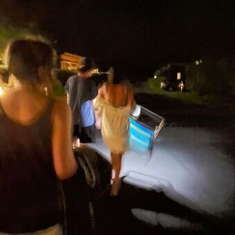 Leilani Azalea Naakte Lekken OnlyFans Foto 34