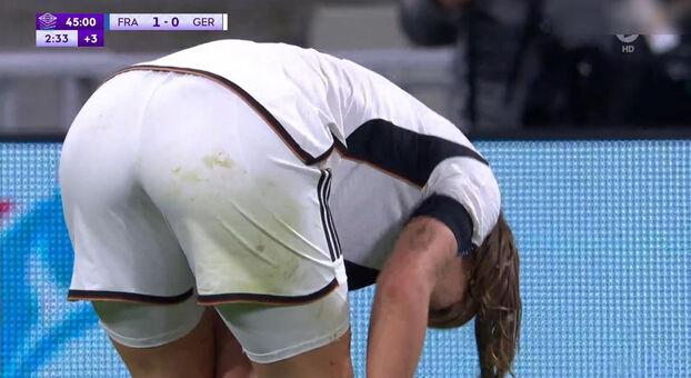 Lena Oberdorf Naakte Lekken OnlyFans Foto 22