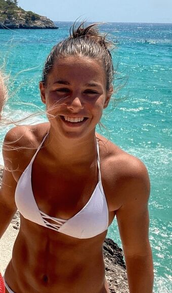 Lena Oberdorf Naakte Lekken OnlyFans Foto 26