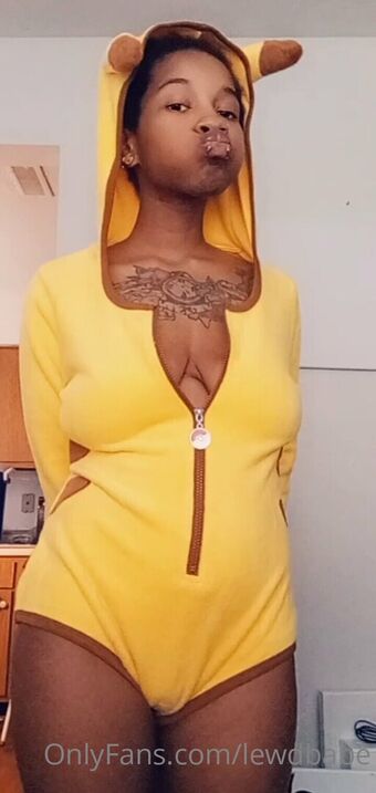 lewdbabe Naakte Lekken OnlyFans Foto 15