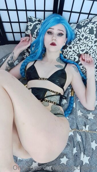 lewdpogomi Naakte Lekken OnlyFans Foto 10