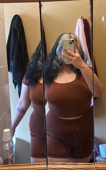 Lightnesss Naakte Lekken OnlyFans Foto 8