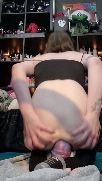 lilpixiekitten Naakte Lekken OnlyFans Foto 7