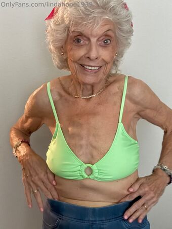lindahope1939 Naakte Lekken OnlyFans Foto 88