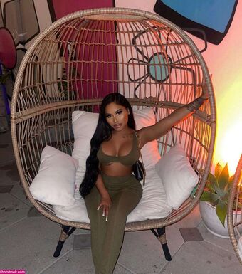 lissythedoll Naakte Lekken OnlyFans Foto 23