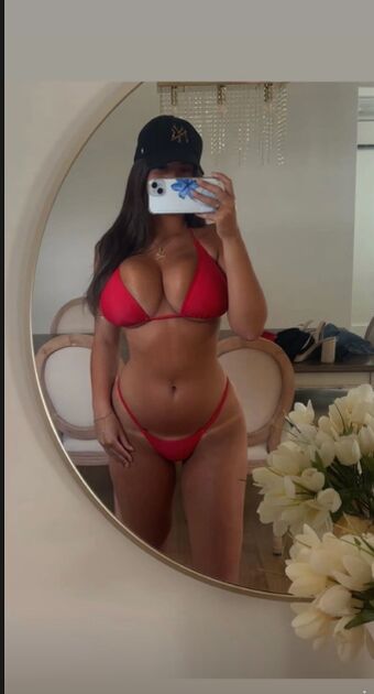 Lunaosantos_23 Naakte Lekken OnlyFans Foto 8