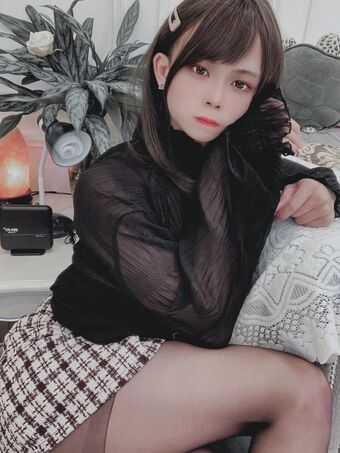 Luoluo Naakte Lekken OnlyFans Foto 8