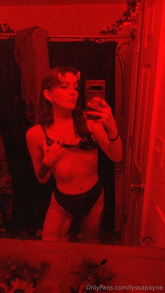 lyssapayne Naakte Lekken OnlyFans Foto 28