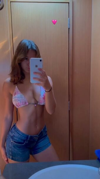 Maelys Naakte Lekken OnlyFans Foto 16
