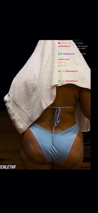 Maleni Cruz Naakte Lekken OnlyFans Foto 212