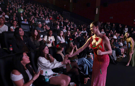 Margaret Qualley Naakte Lekken OnlyFans Foto 483