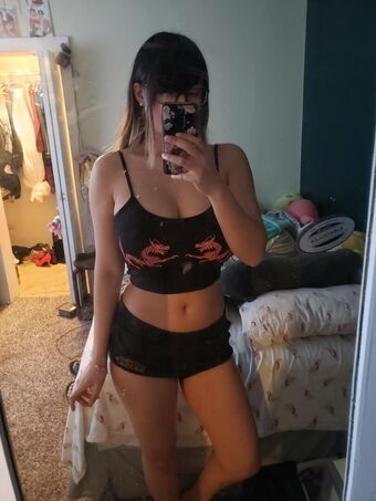Marine Naakte Lekken OnlyFans Foto 16