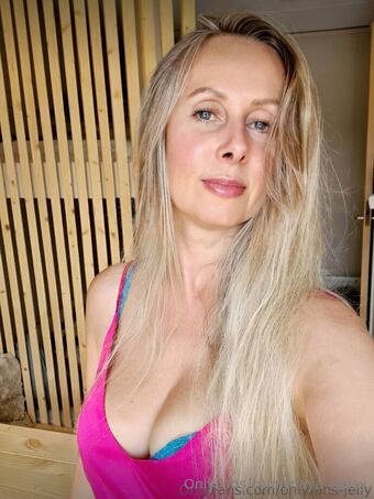 maya_daisy Naakte Lekken OnlyFans Foto 12