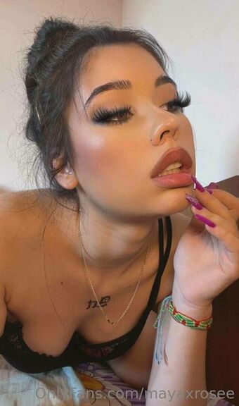 mayaxrosee
