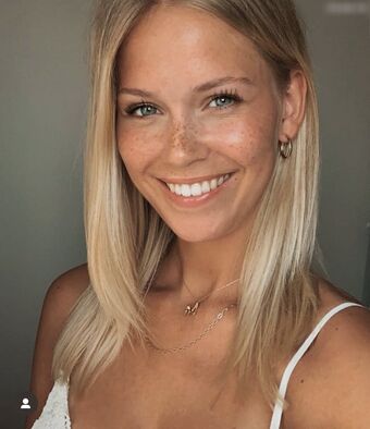 Melanie Kroll Naakte Lekken OnlyFans Foto 71