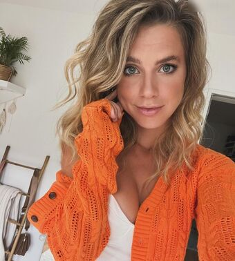 Melanie Pelzer