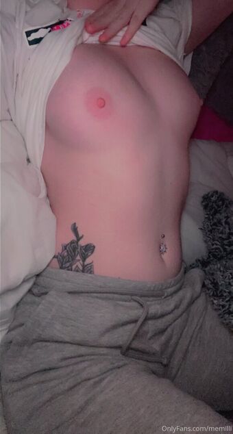 memilli Naakte Lekken OnlyFans Foto 23