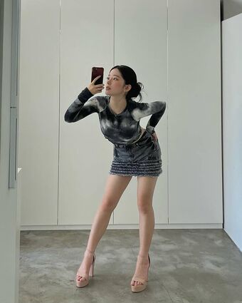 Mihye Naakte Lekken OnlyFans Foto 26