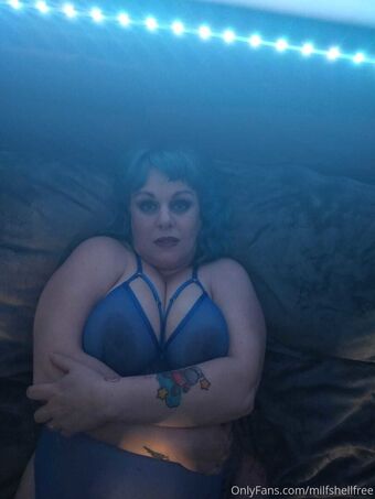 milfshellfree Naakte Lekken OnlyFans Foto 4