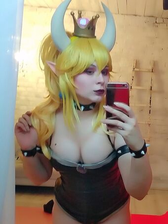 MiraMioki Naakte Lekken OnlyFans Foto 65