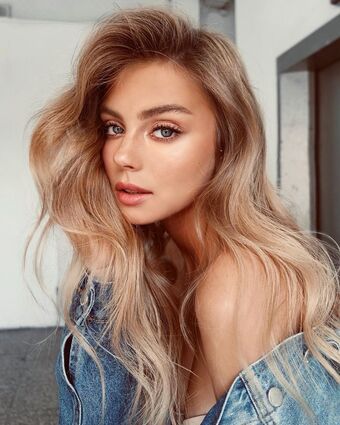 mishel-gerzig Naakte Lekken OnlyFans Foto 48