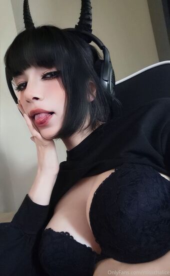 Misschalice Naakte Lekken OnlyFans Foto 9