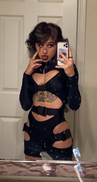 Missinghalo Naakte Lekken OnlyFans Foto 1
