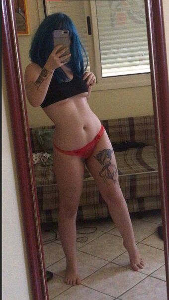Mityha Naakte Lekken OnlyFans Foto 1