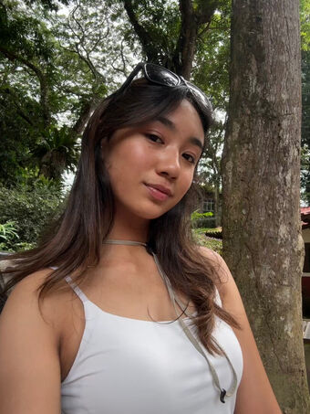 Moon Blitz Asmr Naakte Lekken OnlyFans Foto 33