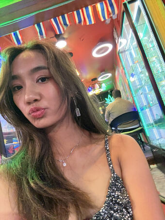 Moon Blitz Asmr Naakte Lekken OnlyFans Foto 40