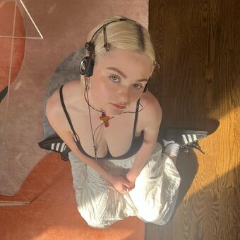 Morgan Lily Naakte Lekken OnlyFans Foto 25