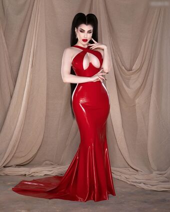 Morgana Threnody in Velvet