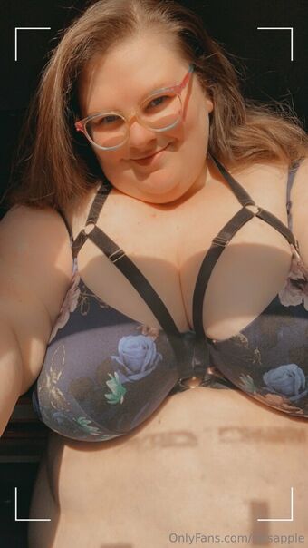 mrsapple Naakte Lekken OnlyFans Foto 11