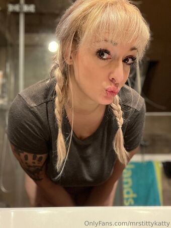 mrstittykatty